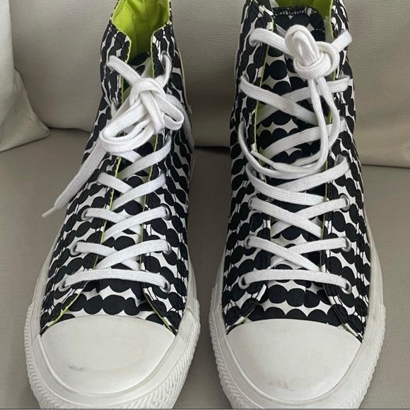 Converse Maribekko collab shoes - Picture 3 of 10